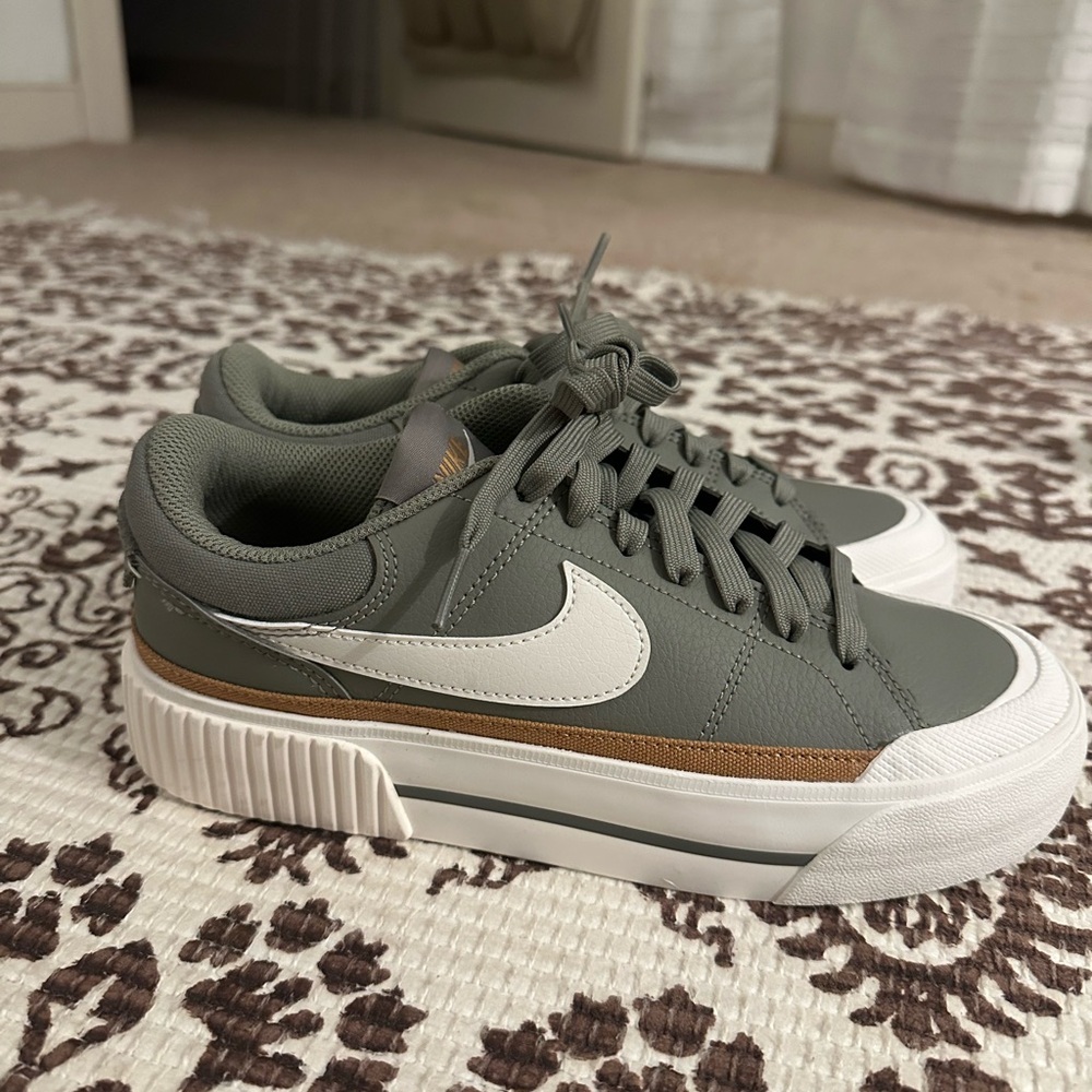 Nike Gray and White Women's Sneakers